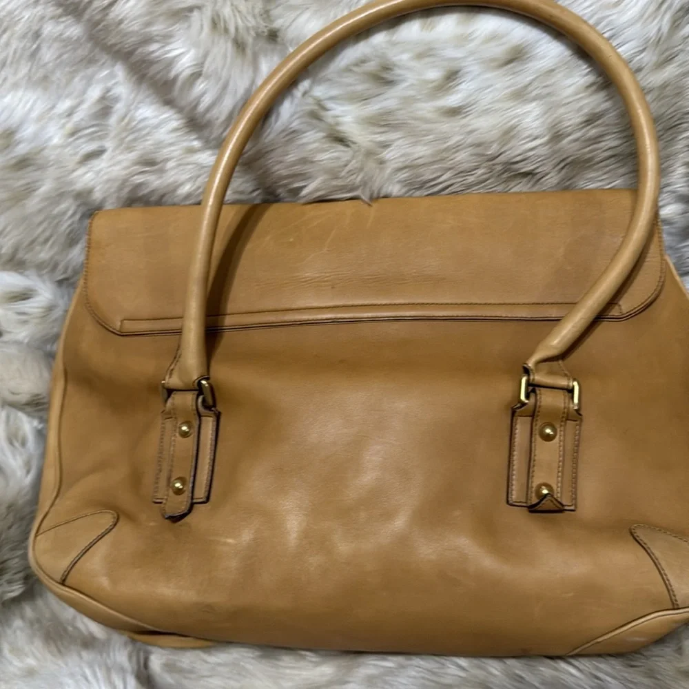 Gucci Women's Tan Leather Bag - Picture 12 of 16